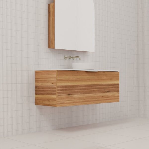 Zoe Blackbutt - Image 2
