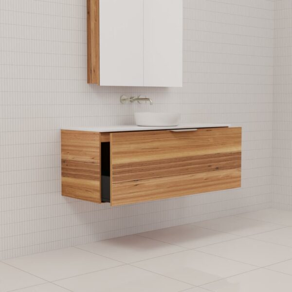 Zoe Blackbutt - Image 6