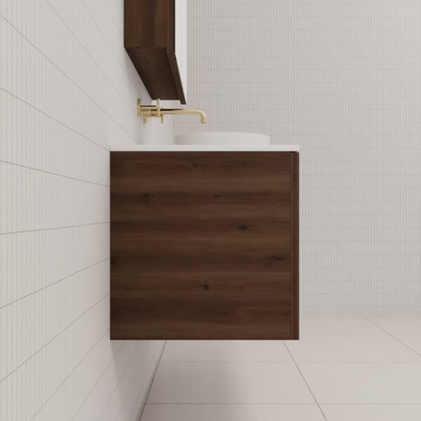 Zoe Chestnut - Image 4